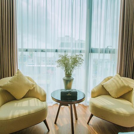 Luxury6 Hotel Mong Cai Buitenkant foto