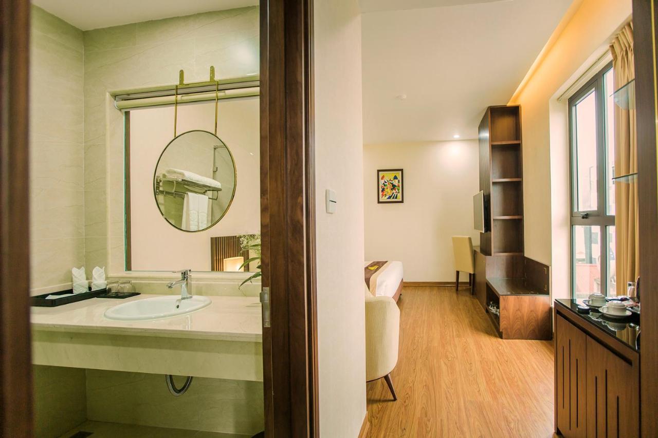 Luxury6 Hotel Mong Cai Buitenkant foto