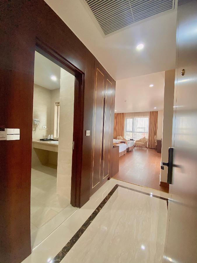 Luxury6 Hotel Mong Cai Buitenkant foto