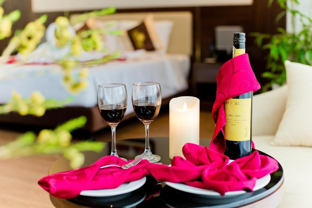 Luxury6 Hotel Mong Cai Buitenkant foto