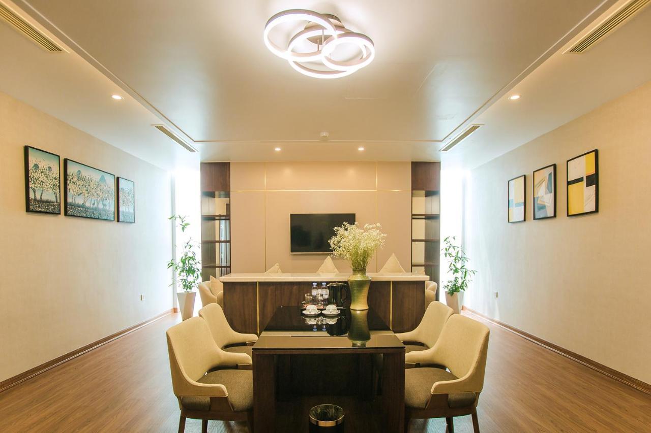 Luxury6 Hotel Mong Cai Buitenkant foto