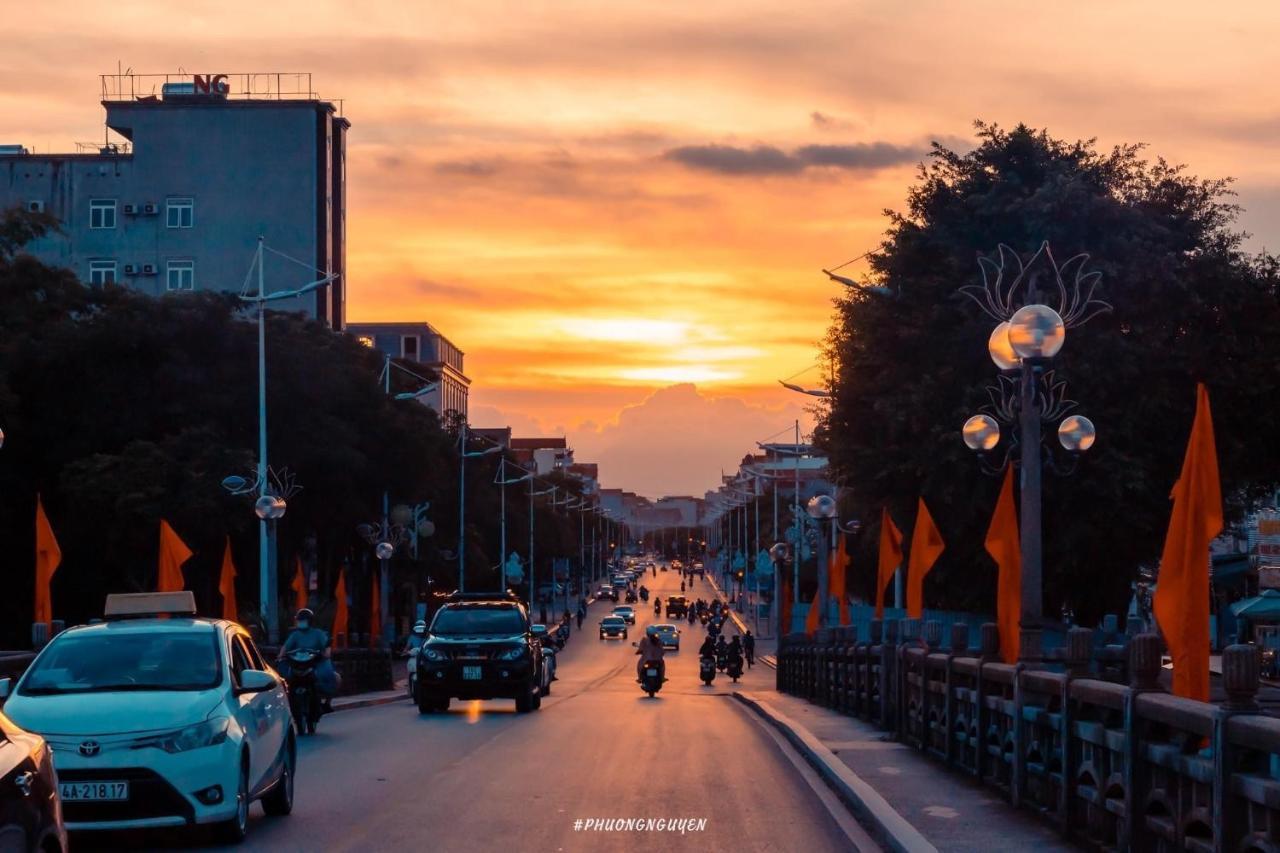 Luxury6 Hotel Mong Cai Buitenkant foto